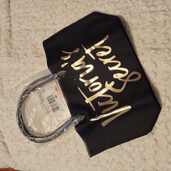 Victoria's Secret Handbags - BNWT Victoria's Secret Tote Bag